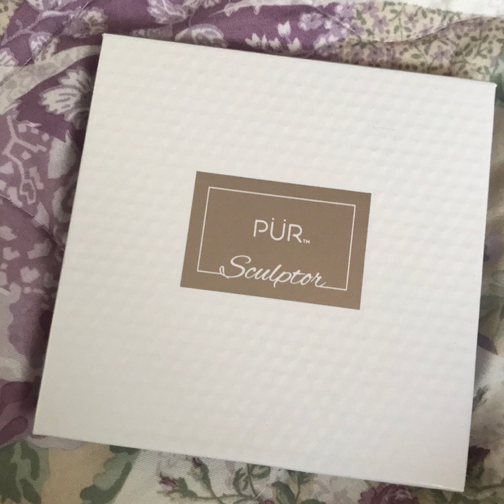 Pur sculptor